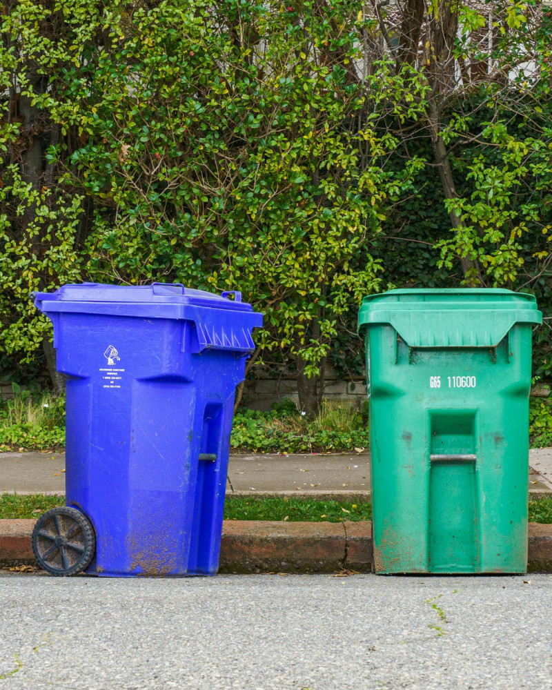 How to Build Recurring Income with Bin Cleaning Routes. image