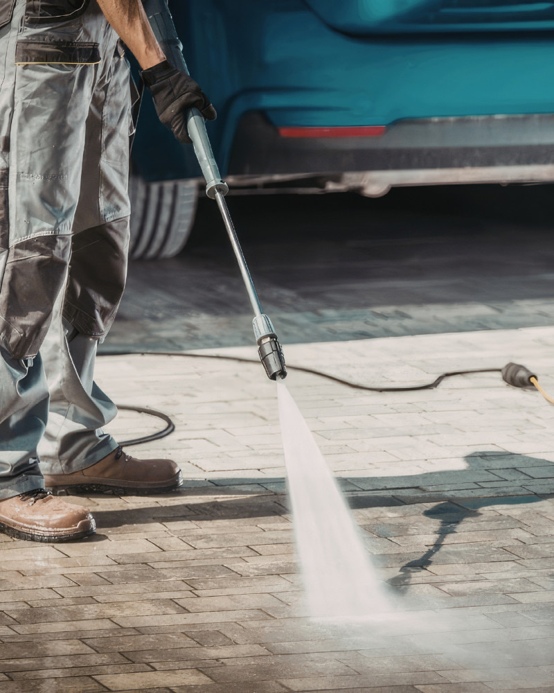 Seasonal Planning for Driveway Cleaning Businesses image