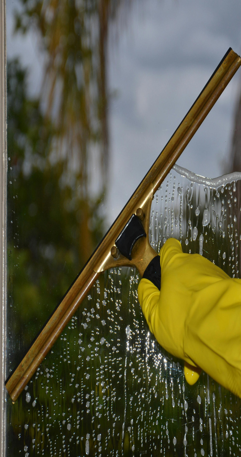 How to Build a Successful Window Cleaning Business