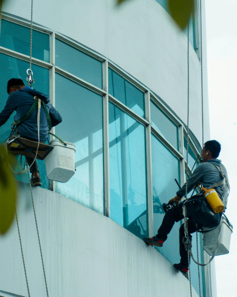 Eco-Friendly Window Cleaning: Sustainable Practices for Your Business